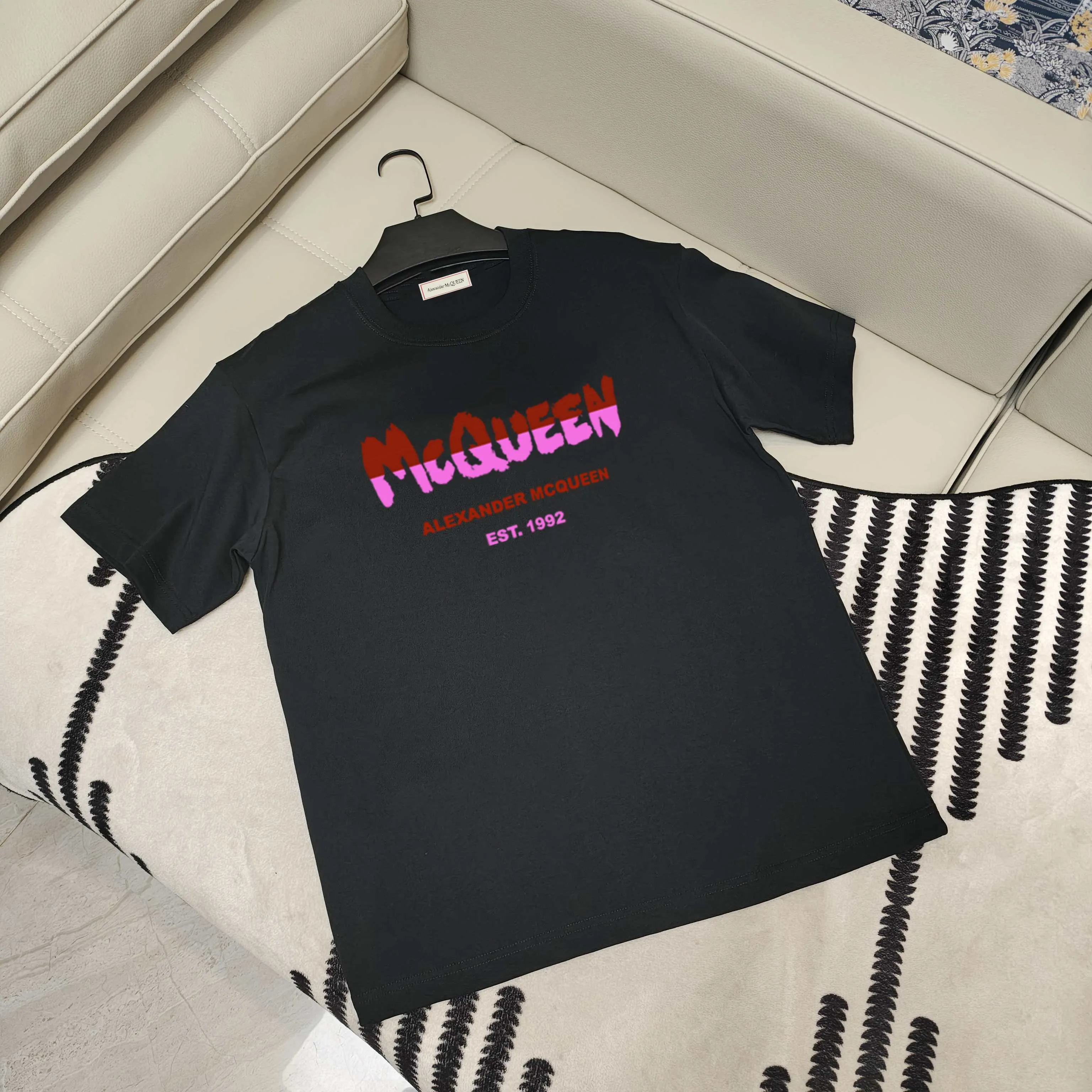 Mc Q*een 2026 New Arrival Original T Premium Quality OS Hot Sale logo💀 Factory Size：S-xxl